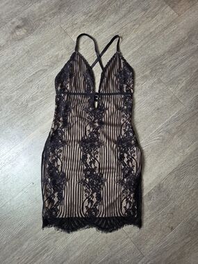 Luxxel Colombian Sexy Backless Mini Dress Black & Beige Size S NWOT